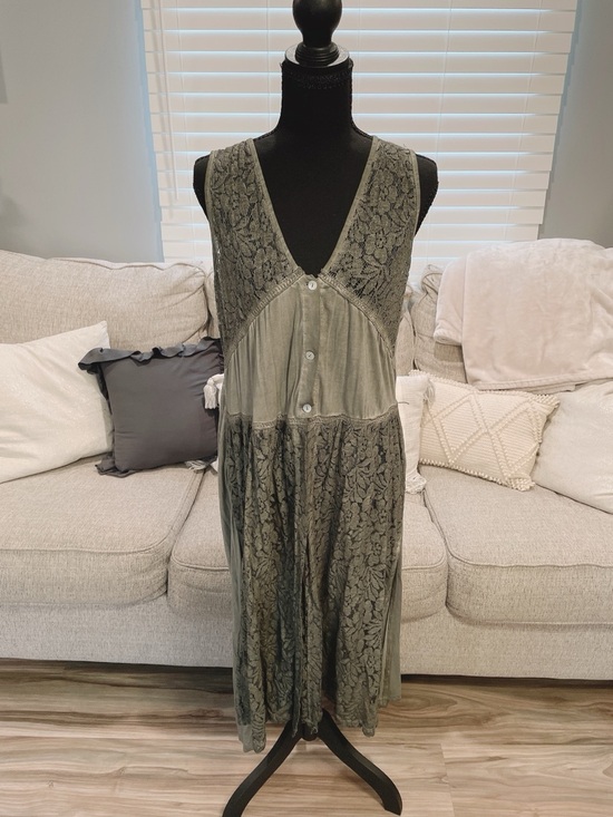 POL Tops - POL Bohemian Green Rustic Long Lace Vest Size M